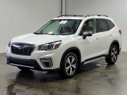 Used 2020 Subaru Forester Touring AWD/4WD image 2
