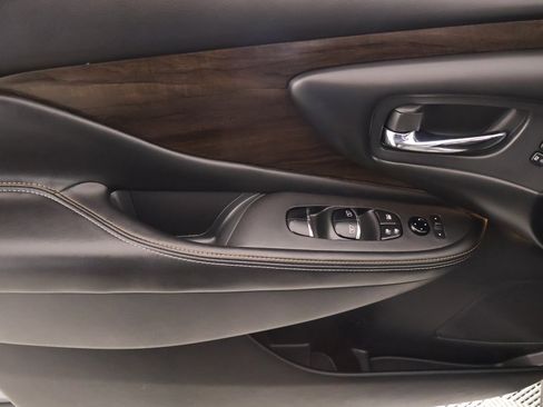 Used 2022 Nissan Murano Platinum w/ Cargo Package image 17