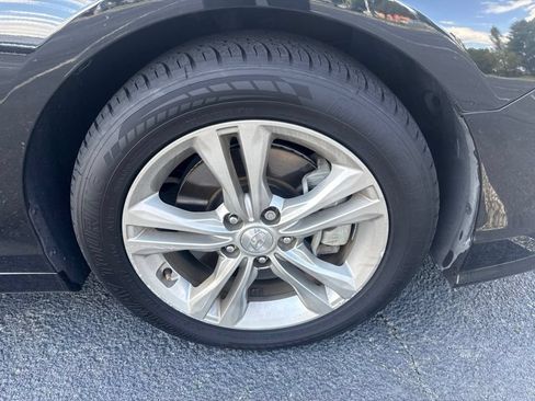 Used 2018 Hyundai Sonata SEL w/ Tech Package 02 FWD image 10