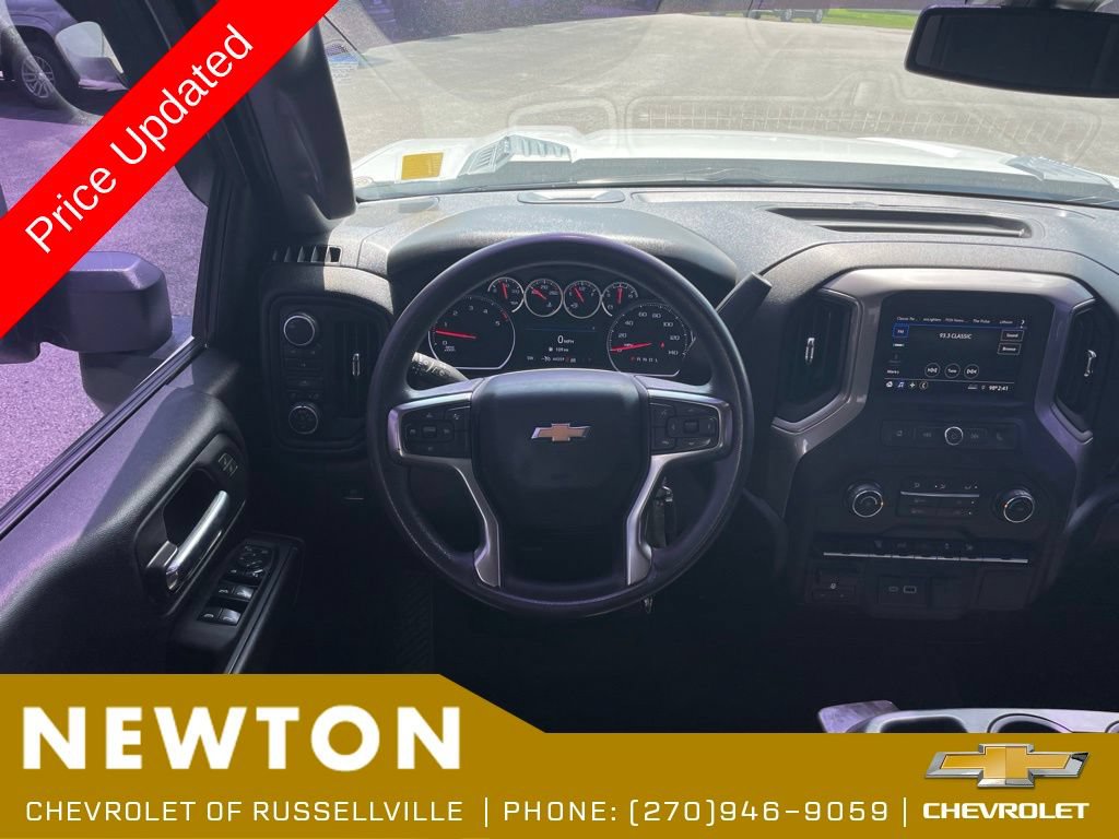 Used 2022 Chevrolet Silverado 2500 Custom w/ Custom Value Package AWD/4WD image 19