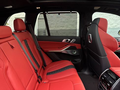 Used 2026 BMW X5 M Competition w/ Executive Package image 53