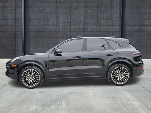 Used 2020 Porsche Cayenne AWD/4WD image 2