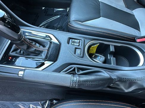 Used 2020 Subaru Crosstrek 2.0i Limited w/ Moonroof Package w/Navigation image 13