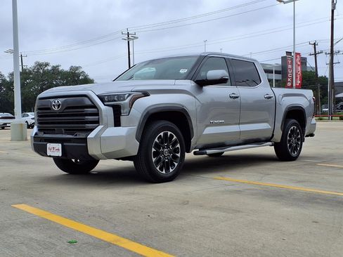 Used 2023 Toyota Tundra Limited AWD/4WD image 1