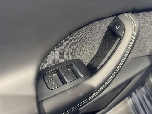 Used 2023 Tesla Model X image 13