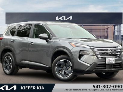 Used 2025 Nissan Rogue SV