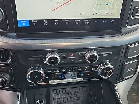 Used 2025 Ford F150 Lariat w/ Equipment Group 502A High AWD/4WD image 20