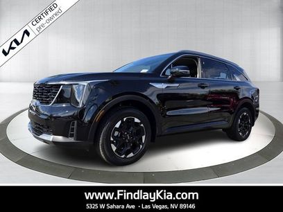 Certified 2025 Kia Sorento S w/ Panoramic Sunroof Package