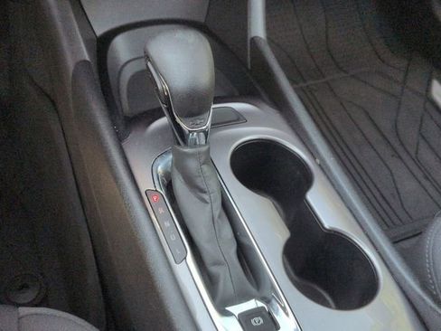 Used 2023 Chevrolet Malibu LS FWD image 24