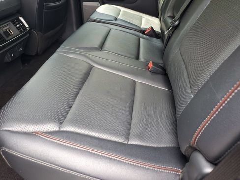 Used 2021 Ford F150 Lariat w/ Equipment Group 502A High AWD/4WD image 14