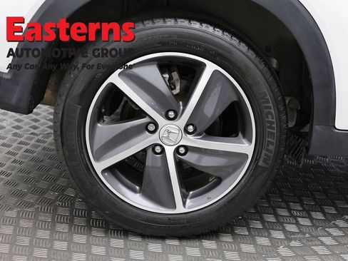 Used 2022 Honda HR-V EX image 29