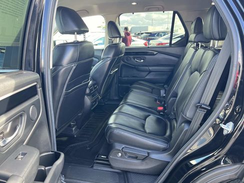 Used 2025 Honda Pilot EX-L image 21