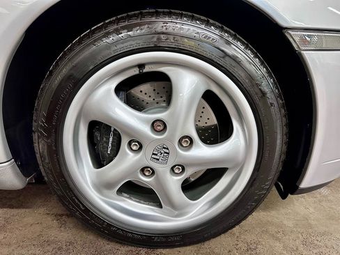 Used 2000 Porsche 911 Cabriolet image 32