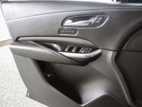 Used 2022 Cadillac XT4 Sport image 23