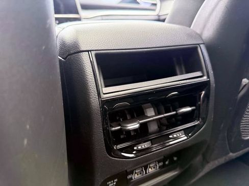 Used 2023 Jeep Grand Cherokee 4WD 4xe image 15