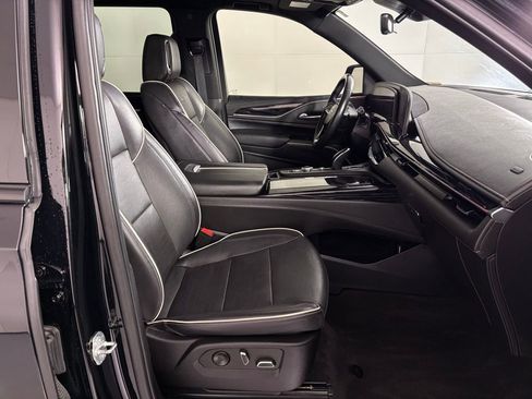 Used 2023 Cadillac Escalade ESV Sport image 44