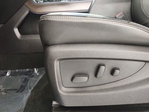 Used 2017 GMC Sierra 2500 Denali w/ Suspension Package, Off-Road image 25