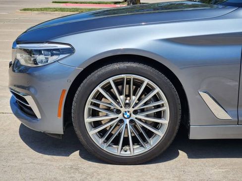 Used 2020 BMW 530i w/ Premium Package RWD image 8