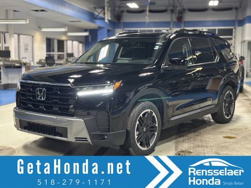 New 2026 Honda Pilot Touring image 1