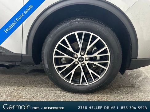 Used 2023 Ford Escape SE image 11