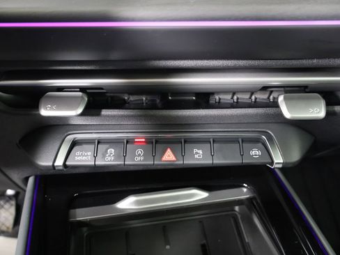 New 2026 Audi Q3 quattro 2.0T image 5