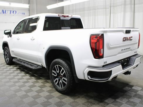 Used 2024 GMC Sierra 1500 AT4 image 5