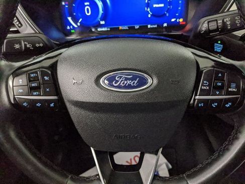 Certified 2022 Ford Escape Titanium w/ Class II Trailer Tow Package image 12