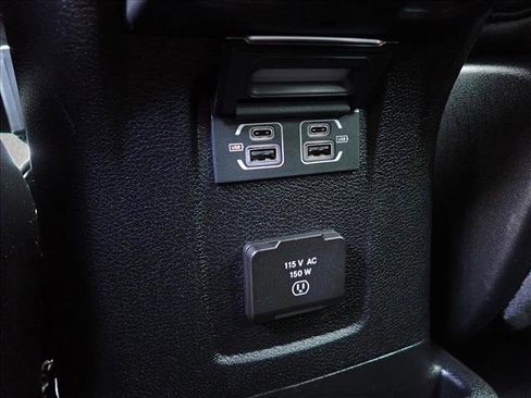 Used 2024 Jeep Wrangler Unlimited Rubicon 4xe AWD/4WD image 9