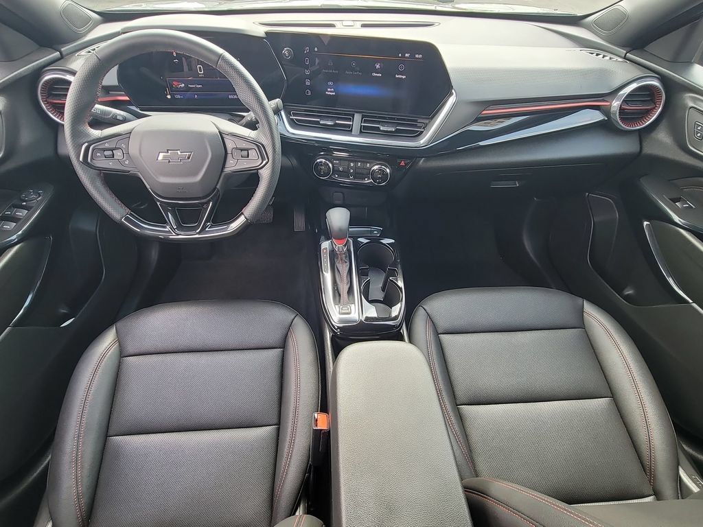 Used 2026 Chevrolet Trax RS w/ Driver Confidence Package FWD image 19