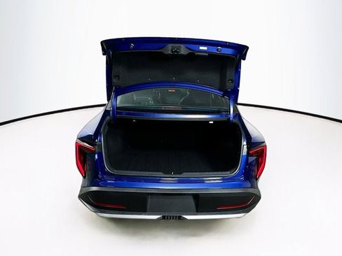 New 2025 Kia K4 EX image 9