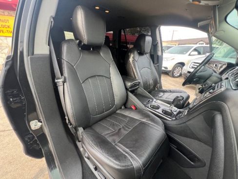 Used 2016 Buick Enclave Leather image 13