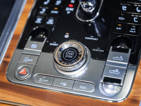 Used 2021 Bentley Continental GT AWD/4WD image 41