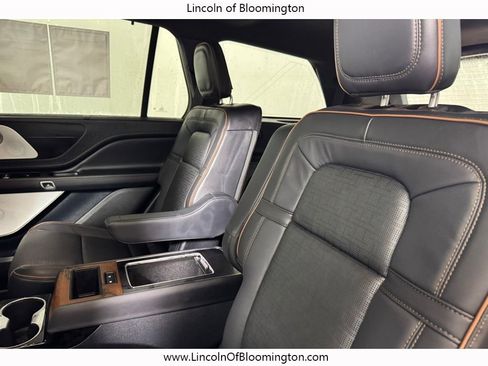Certified 2025 Lincoln Aviator Black Label image 53