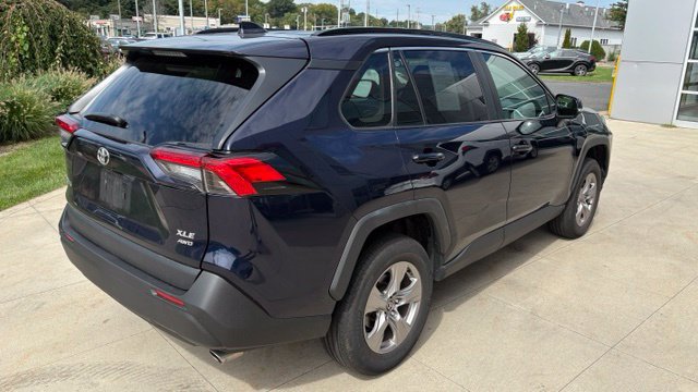 Used 2025 Toyota RAV4 XLE AWD/4WD image 7