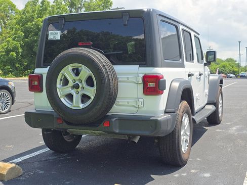 Used 2021 Jeep Wrangler Unlimited Sport AWD/4WD image 4