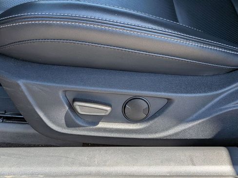 Used 2025 Ford Mustang Premium image 14