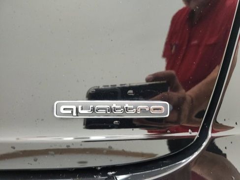 Used 2019 Audi Q8 Prestige image 24