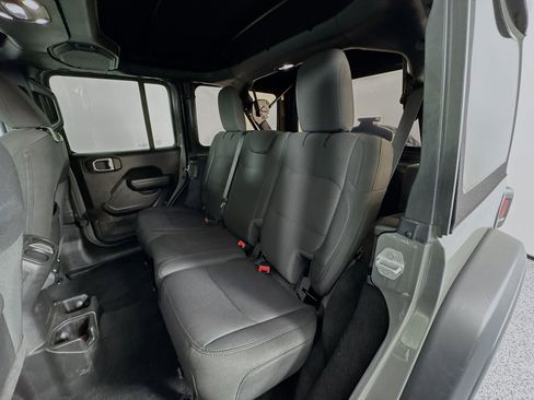 Used 2022 Jeep Wrangler Unlimited Sport image 24
