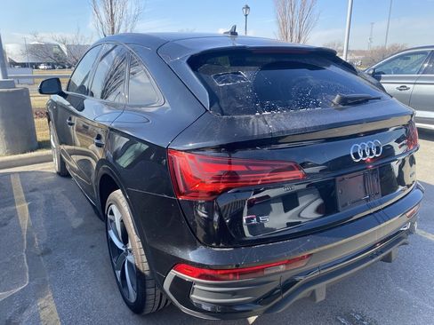 Used 2022 Audi Q5 2.0T Premium Plus w/ Premium Plus Package image 3