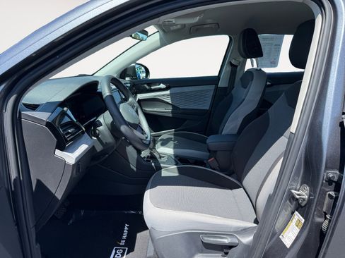 Certified 2023 Volkswagen Taos S FWD image 10