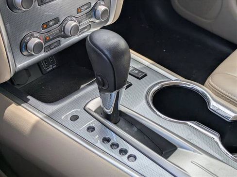 Used 2018 Nissan Pathfinder SL w/ SL Premium Package FWD image 12