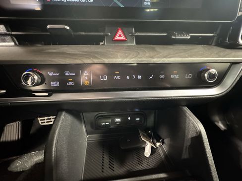 Certified 2025 Kia Sportage X-Pro image 23