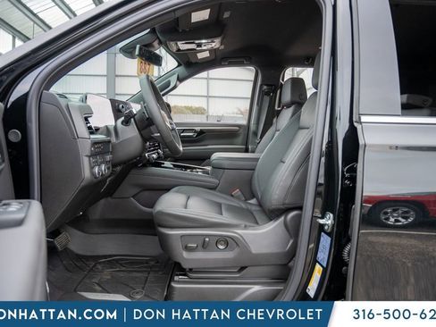 New 2026 Chevrolet Suburban LT w/ Comfort Package image 5