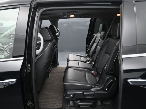 Used 2024 Honda Odyssey Elite image 15