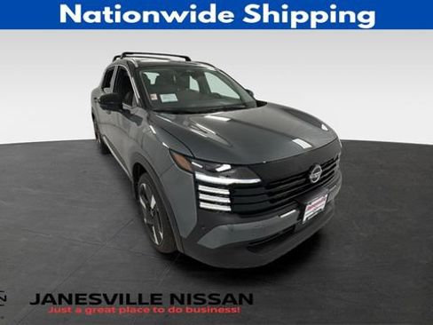 New 2026 Nissan Kicks SR w/ SR Premium Package AWD/4WD image 1