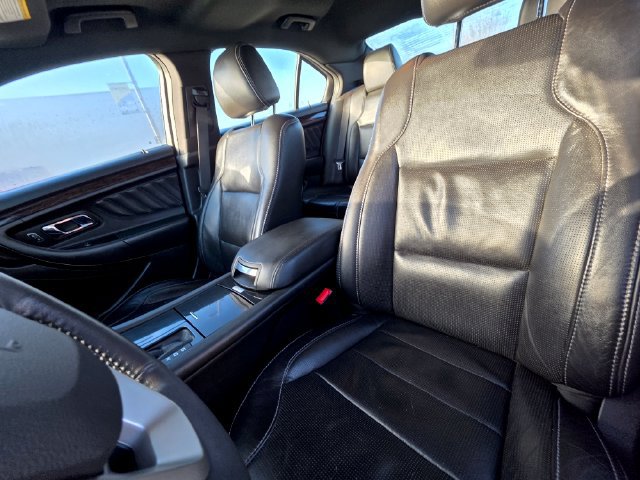 Certified 2018 Ford Taurus Limited AWD/4WD image 23
