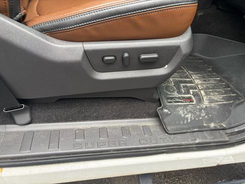 Used 2016 Ford F350 Platinum image 58