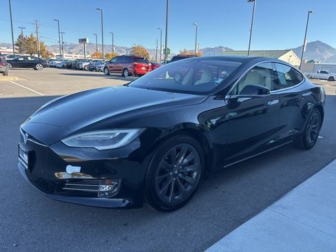 Used 2017 Tesla Model S 75 image 3