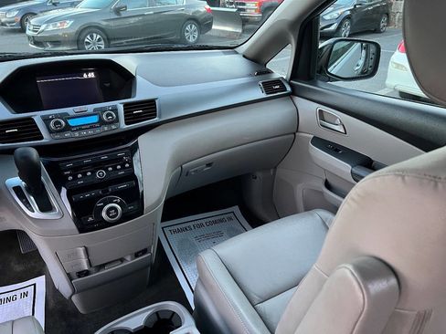 Used 2011 Honda Odyssey EX-L image 14
