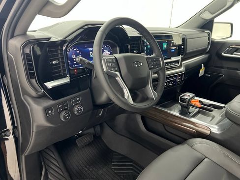 New 2026 Chevrolet Silverado 1500 RST w/ RST All Star Premium Package AWD/4WD image 9